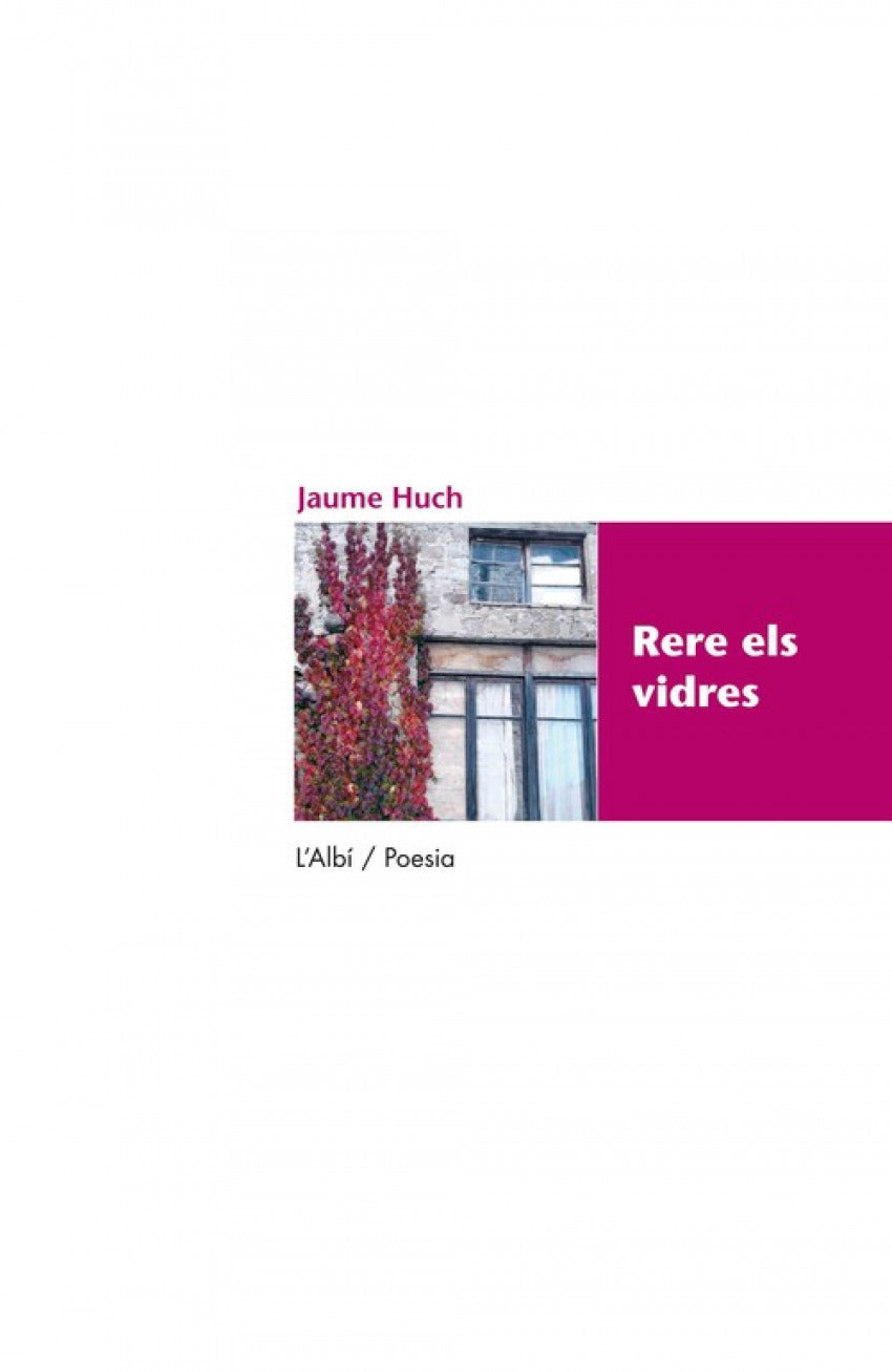 Rere els vidres