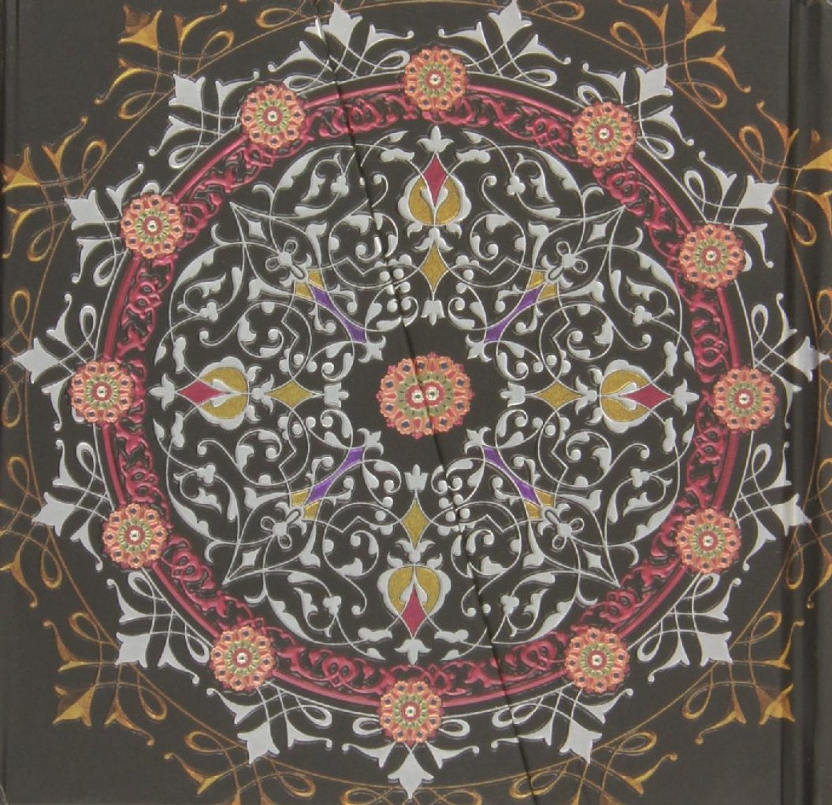 Cuaderno mandala negro iman