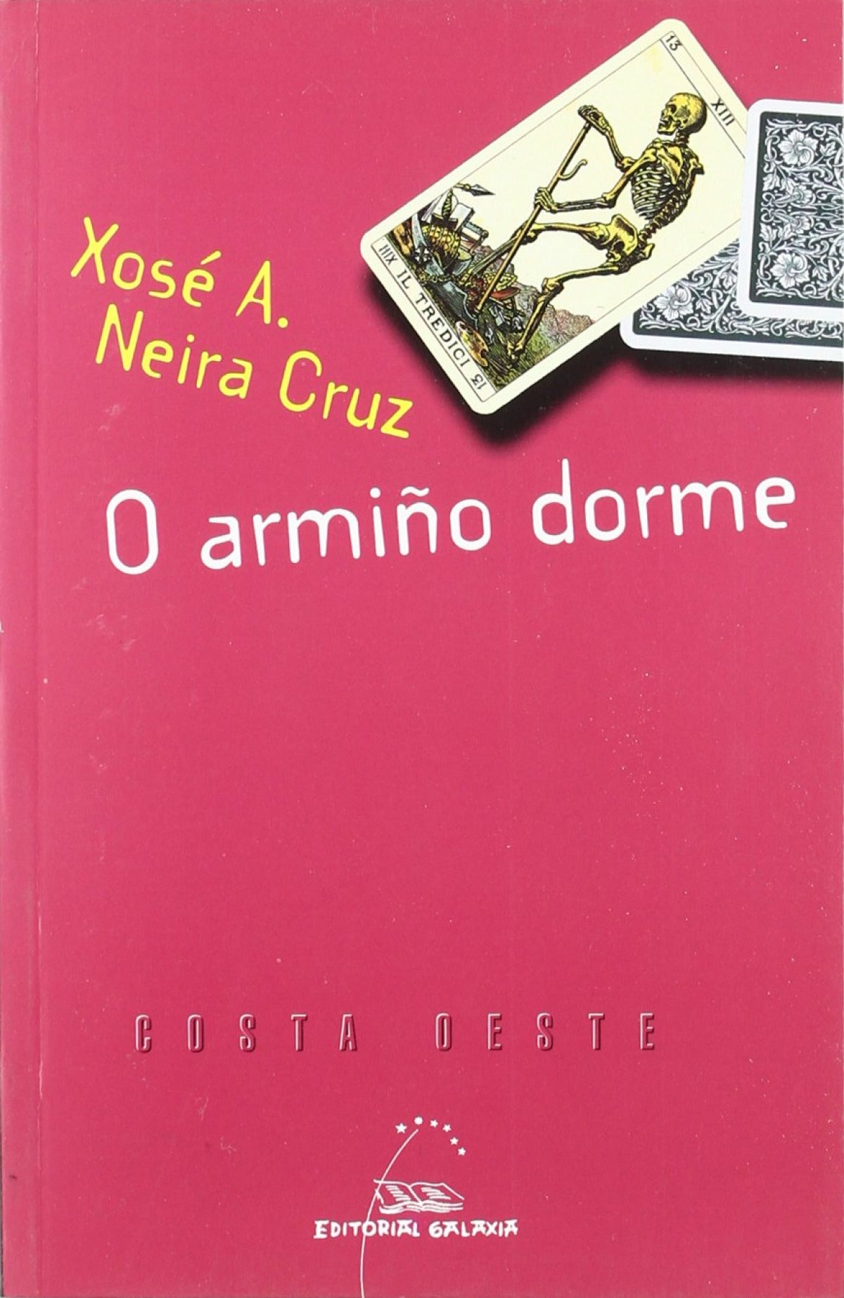 O armiño dorme