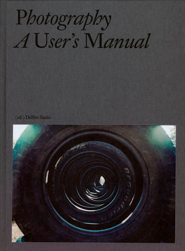 PHOTOGRAPHY: A USER´S MANUAL